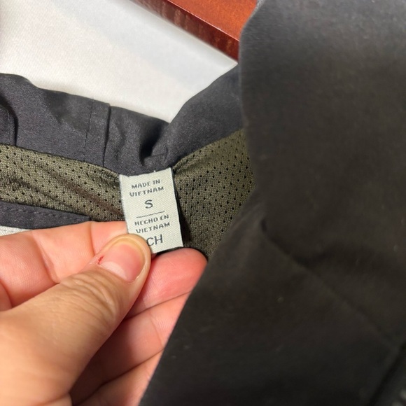 Levi's Water Resistant Softshell Mens Hooded Trucker Black Jacket LM8KP636 SMALL - Picture 6 of 6